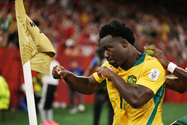 Australia spoils Turkey's return to the World Cup